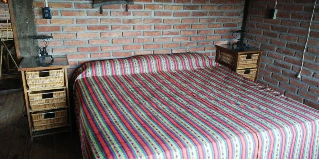 Dormitorio doble de Rancho Quilla, la casa grande con ropa de cama incluida